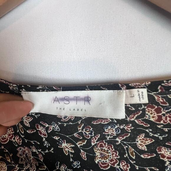 ASTR The Label Stella Women's Dress Size Large Drop-Waist BOHO Mini Long Sleeve - Picture 9 of 11